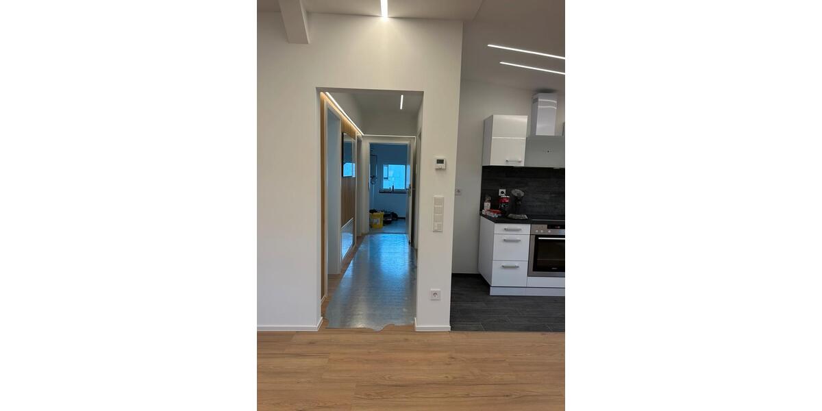 Dachgeschoßwohnung Leinfelden-Echterdingen Echterdingen - 3 Zimmer, 57 m&sup2;, 1.100&euro; | Angebot:26049600