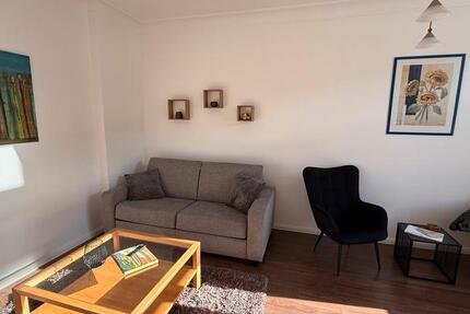 Helle Wohnung zentral gelegen, Wohnen auf Zeit 2 zimmer