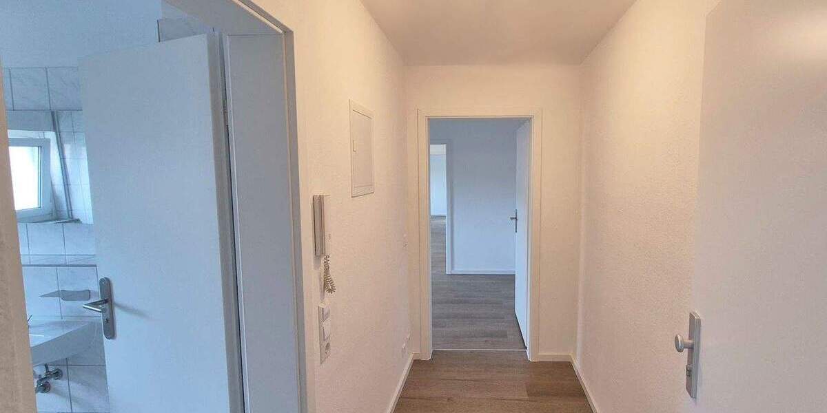 Etagenwohnung Singen (Hohentwiel) Singen - 3 Zimmer, 75 m&sup2;, 850&euro; | Angebot:25423887