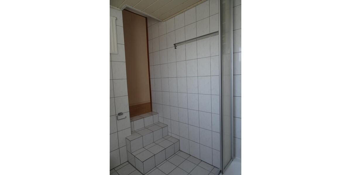 3,5-Zimmer-Wohnung mit Tageslichtbad und Süd-Balkon 3 zimmer