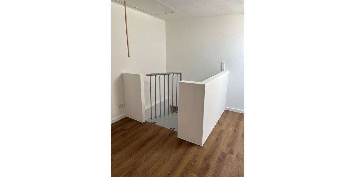 Maisonettenwohnung Bruchsal - 2 Zimmer, 70 m&sup2;, 1.300&euro; | Angebot:25420998