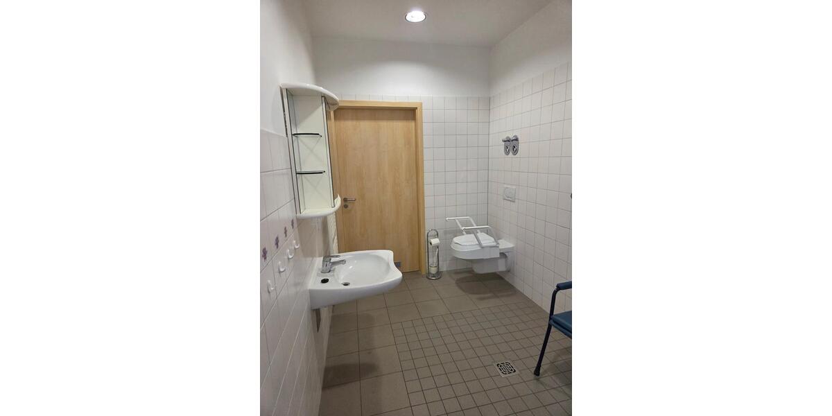 Erdgeschoßwohnung Ruhla - 1 Zimmer, 35 m&sup2;, 311&euro; | Angebot:26335780