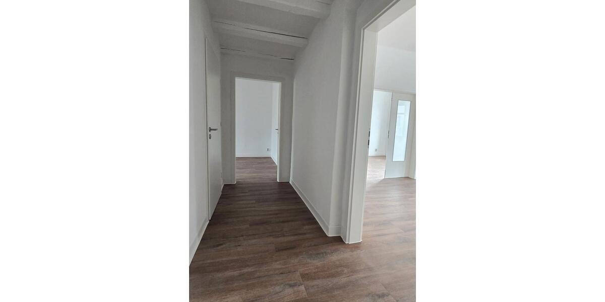 Etagenwohnung Magdeburg Nordwest - 4 Zimmer, 84 m&sup2;, 759&euro; | Angebot:26266521