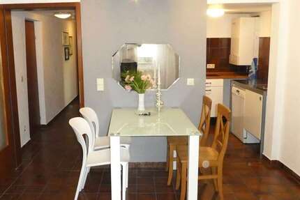 Wohnung Esslingen - 2 Zimmer, 50 m&sup2;, 900&euro; | Angebot:25079371