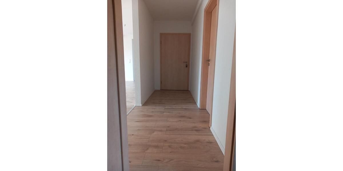 Erdgeschoßwohnung Wittenförden - 5 Zimmer, 150 m&sup2;, 1.175&euro; | Angebot:26205579