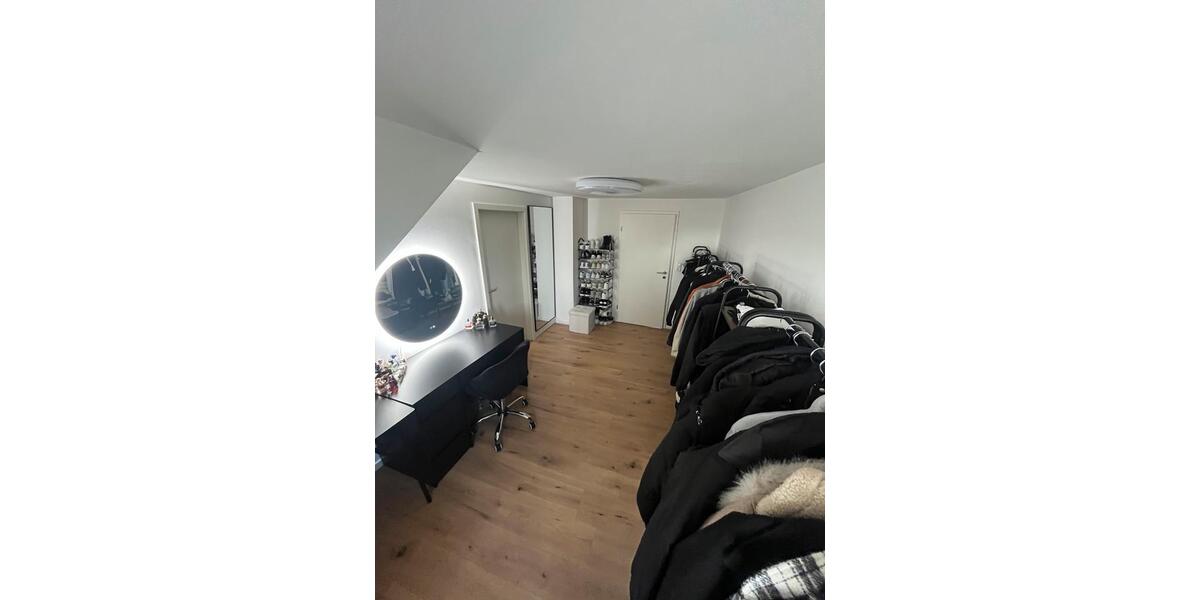 Dachgeschoßwohnung Ansbach - 2.5 Zimmer, 56 m&sup2;, 770&euro; | Angebot:26621744