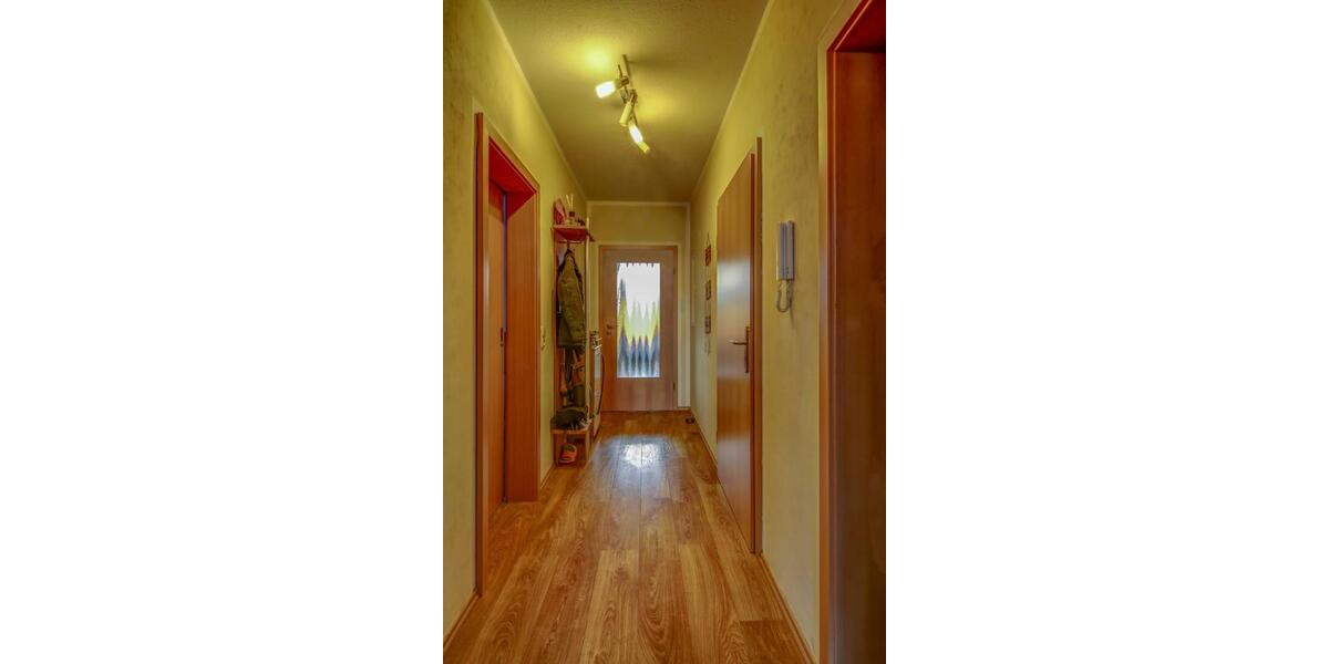 ***RESERVIERT*** 96m² | 4-Raum Wohnung | Mietwohnung | EBK Küche | Kamin | Balkon | Parken | Keller 4 zimmer