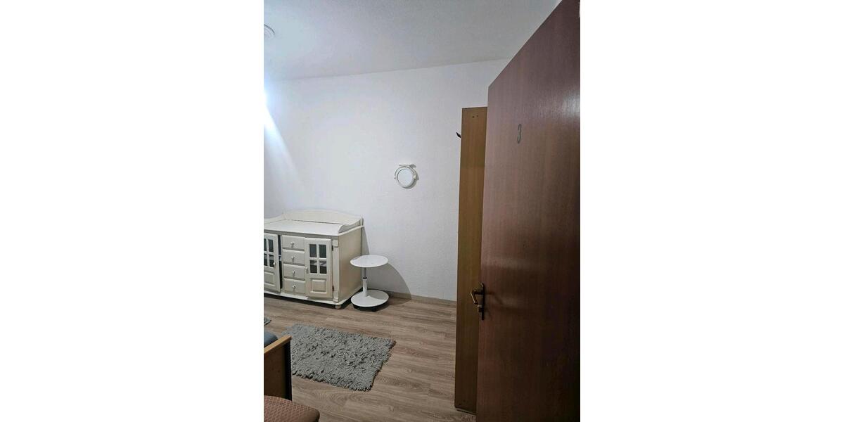 Etagenwohnung Bornheim - 1 Zimmer, 14 m&sup2;, 480&euro; | Angebot:26038170