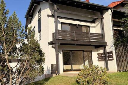 Haus Pleinfeld - 6 Zimmer, 160 m&sup2;, 1.290&euro; | Angebot:26804478