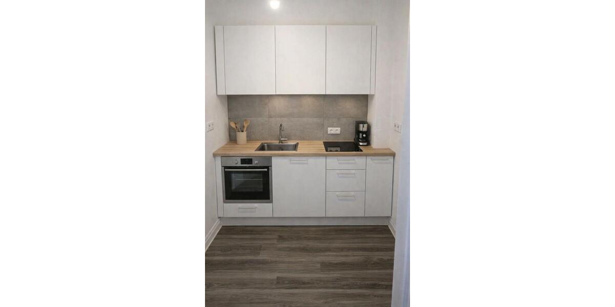 Erdgeschoßwohnung Düsseldorf Stadtbezirk 3 - 1 Zimmer, 38 m&sup2;, 600&euro; | Angebot:24733079