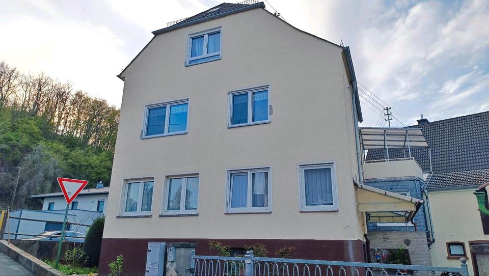 Dachgeschoßwohnung Gückingen - 3 Zimmer, 60 m&sup2;, 700&euro; | Angebot:26094440