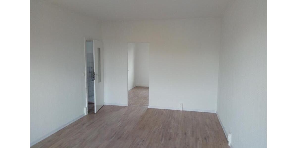 Etagenwohnung Annaburg - 4 Zimmer, 76 m&sup2;, 381&euro; | Angebot:23860100