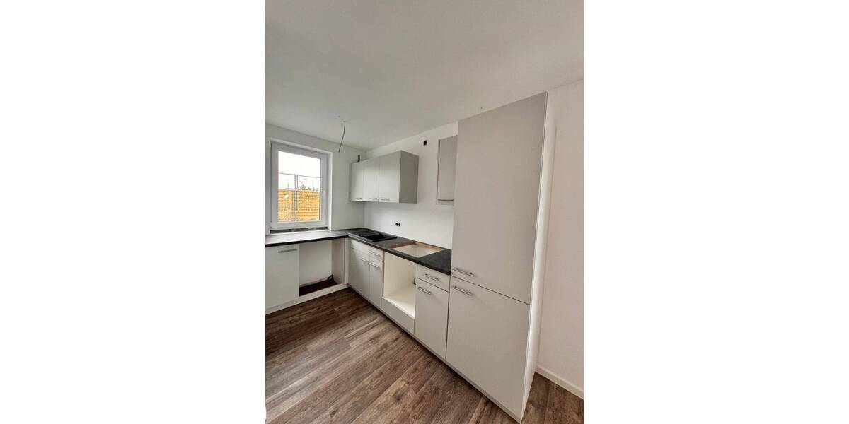 Reihenmittelhaus Bad Segeberg - 5 Zimmer, 104 m&sup2;, 1.700&euro; | Angebot:25743127