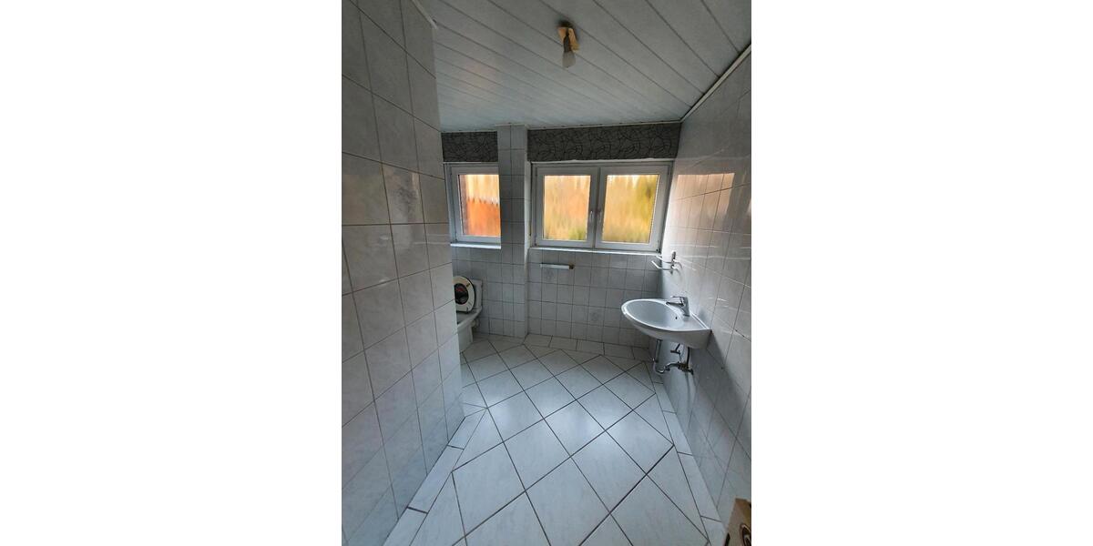 Erdgeschoßwohnung Beckum - 3 Zimmer, 115 m&sup2;, 840&euro; | Angebot:25307143