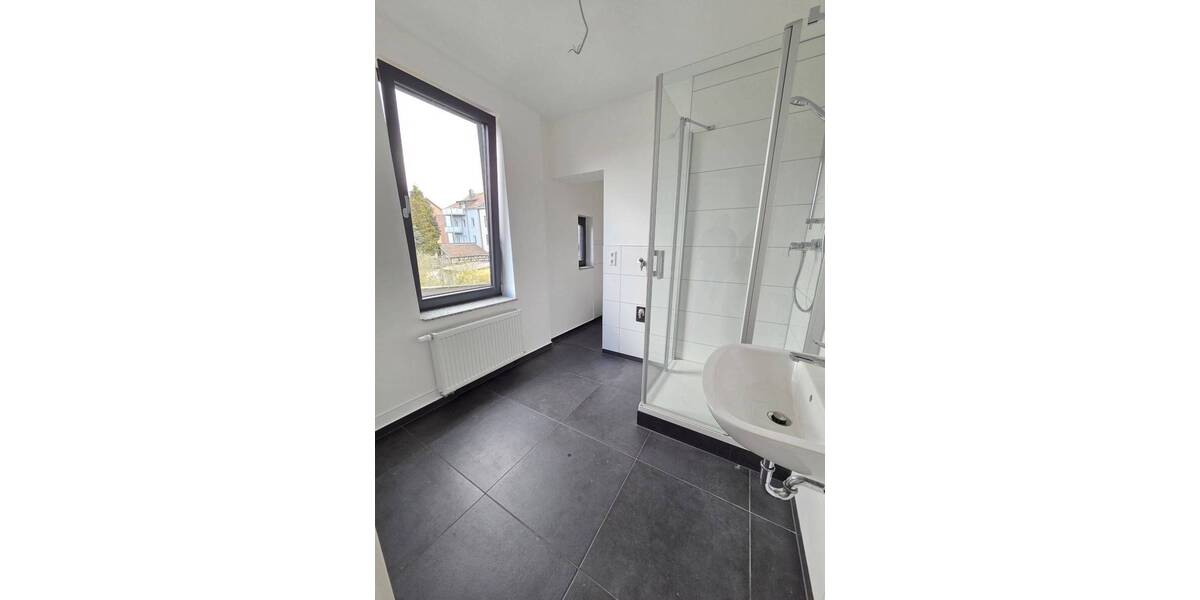 Etagenwohnung Eisenach - 2 Zimmer, 63 m&sup2;, 524&euro; | Angebot:26273422