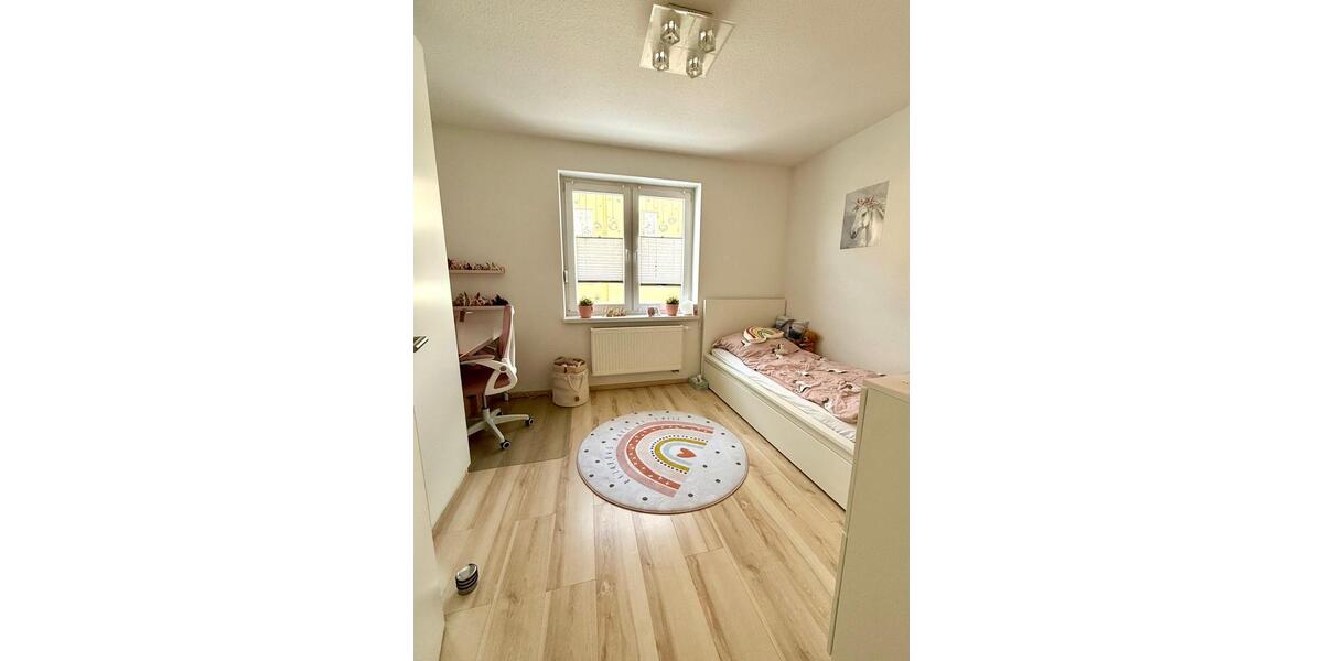Etagenwohnung Greifswald - 3 Zimmer, 78 m&sup2;, 1.045&euro; | Angebot:25119072