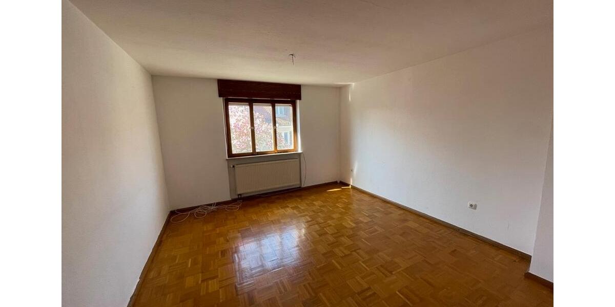 Helle Wohnung, ruhig gelegen mit Terrasse! 2 zimmer