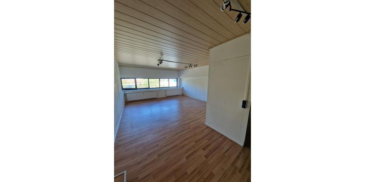 Gewerbeobjekt Weyhe - 1.400&euro; | Angebot:26270259