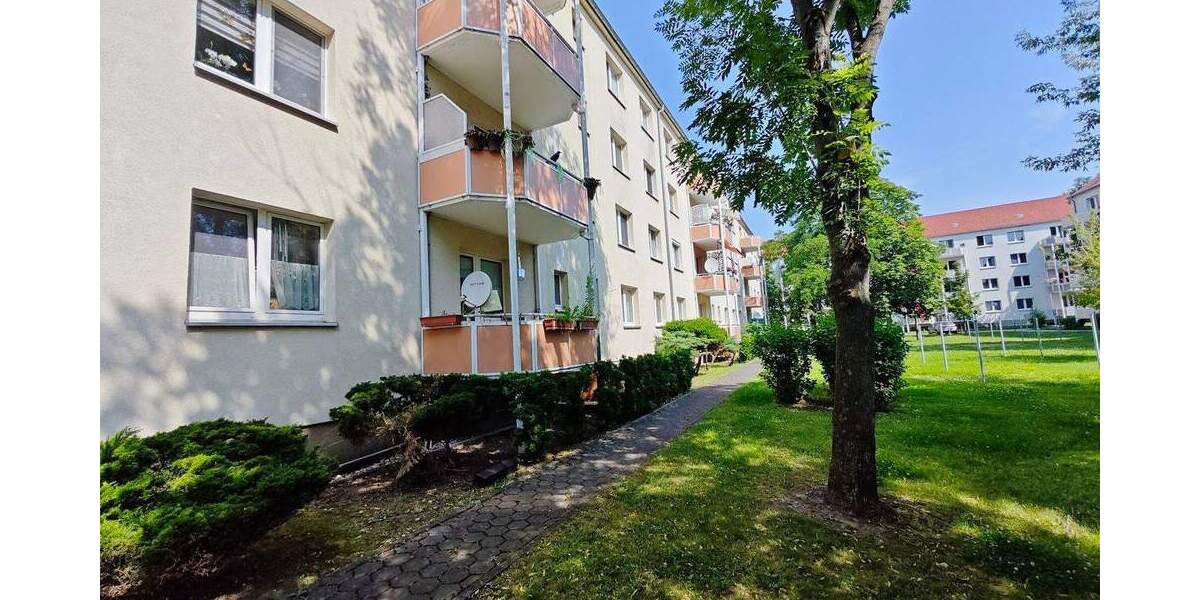 Etagenwohnung Merseburg Kötzschen - 2 Zimmer, 48 m&sup2;, 298&euro; | Angebot:25289515