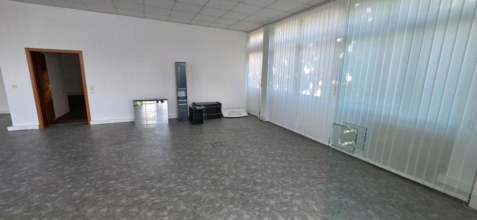 Gewerbeobjekt Königsbrunn - 2.500&euro; | Angebot:26530229