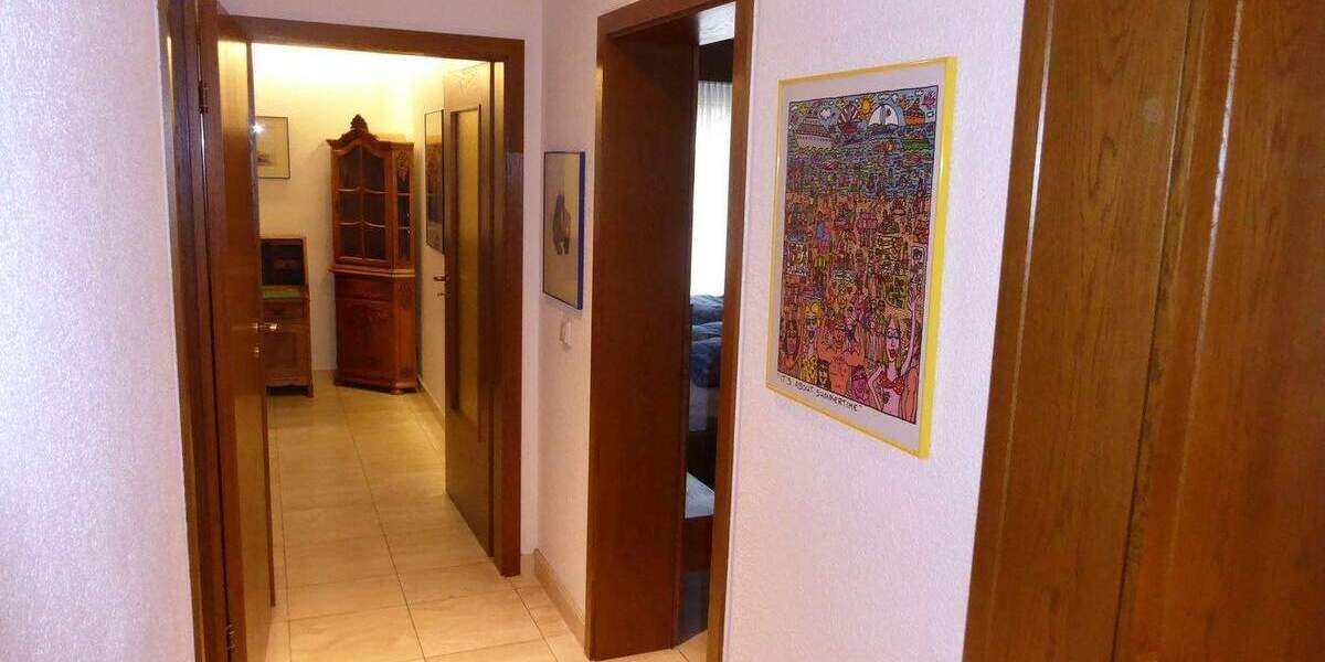 Etagenwohnung Dortmund Mitte - 3 Zimmer, 125 m&sup2;, 1.500&euro; | Angebot:23854108