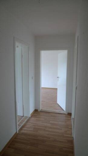 Etagenwohnung Schenkendöbern Groß Gastrose - 3 Zimmer, 60 m&sup2;, 335&euro; | Angebot:25677621