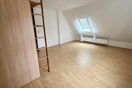 Wohnung Oettingen in Bayern - 2 Zimmer, 42 m&sup2;, 400&euro; | Angebot:26038508