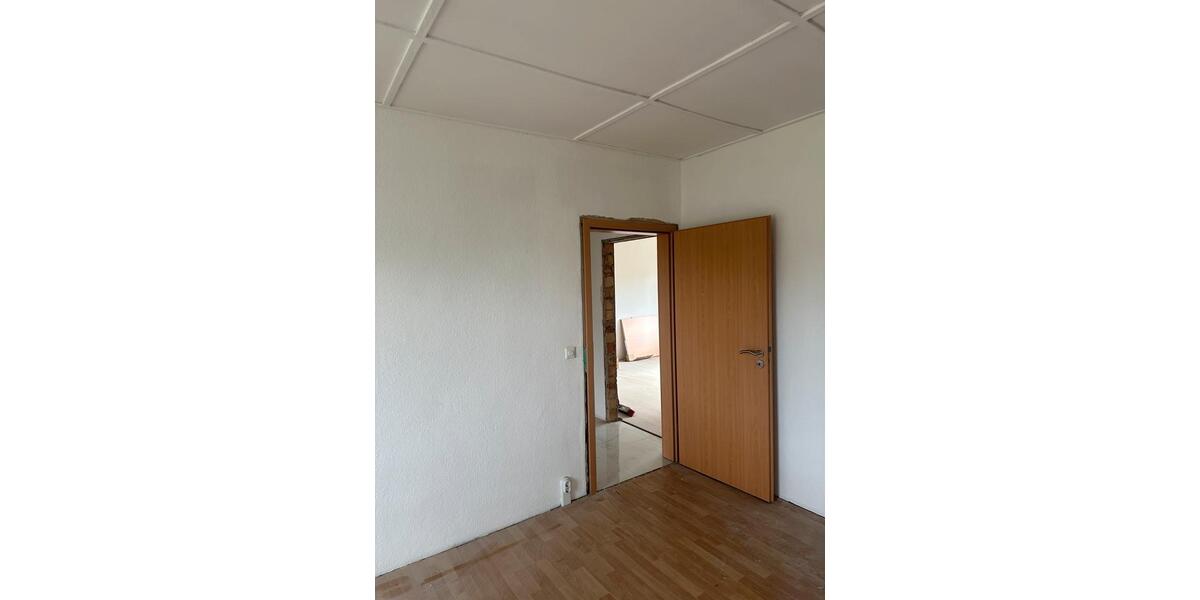 Etagenwohnung Zehdenick - 3 Zimmer, 64 m&sup2;, 435&euro; | Angebot:26535484