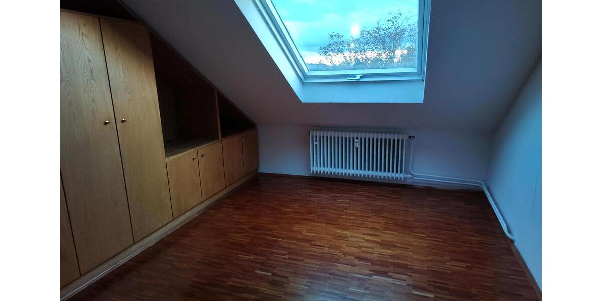 Dachgeschoßwohnung Hessisch Lichtenau - 3 Zimmer, 650&euro; | Angebot:23483757