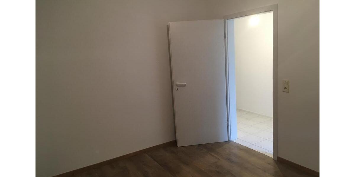 Etagenwohnung Emmelshausen - 3 Zimmer, 80 m&sup2;, 750&euro; | Angebot:25341928