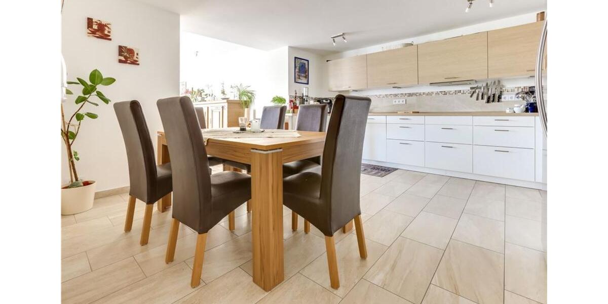 Etagenwohnung Osburg - 2 Zimmer, 100 m&sup2;, 888&euro; | Angebot:25918960