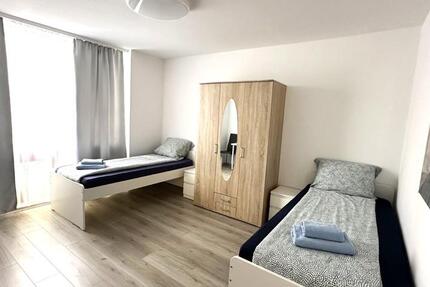 MonteurWohnung mit Parkplatz (bis 7 Personen) in Mülheim an der Ruhr