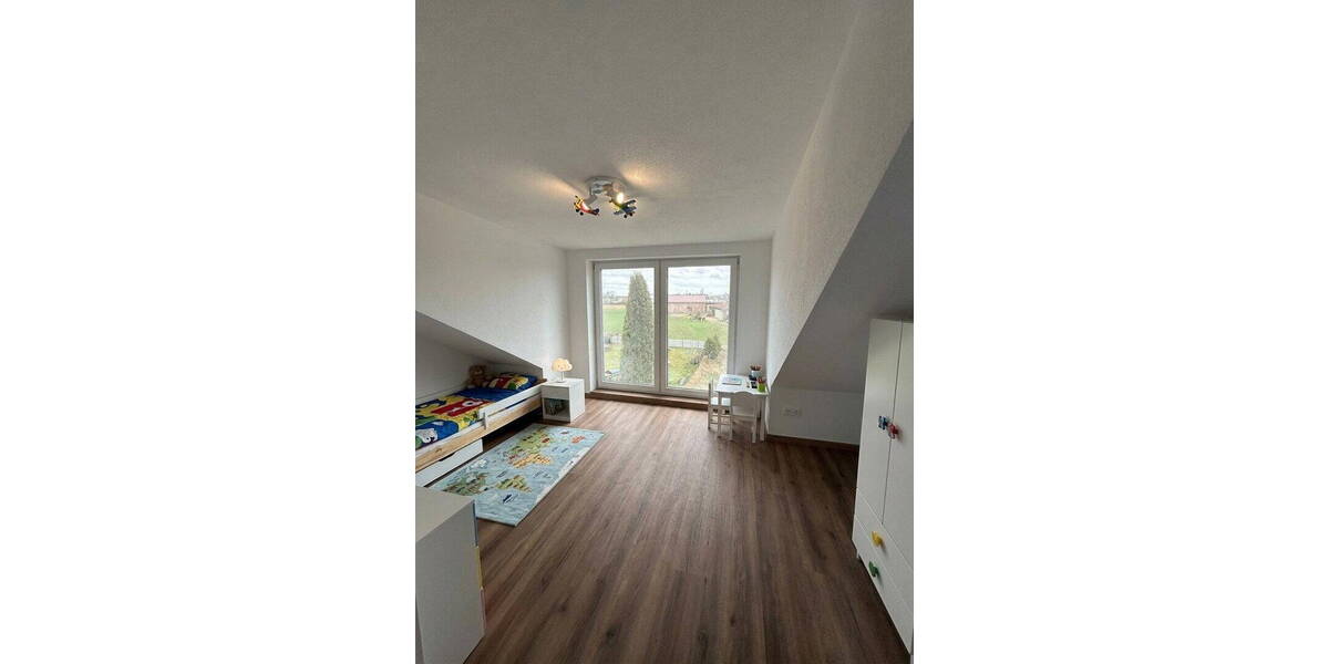 Etagenwohnung Lauingen - 3 Zimmer, 93 m&sup2;, 1.160&euro; | Angebot:26023397