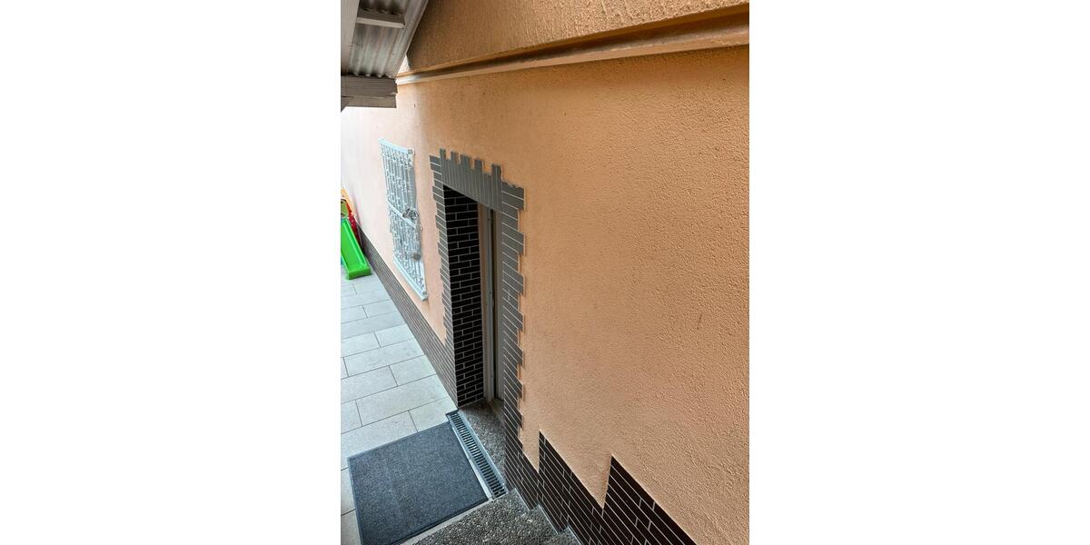 Erdgeschoßwohnung Ortenberg - 4 Zimmer, 120 m&sup2;, 900&euro; | Angebot:26479833