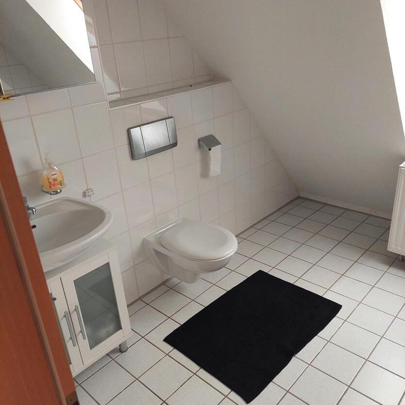 2er-WG in 3-Zimmer-Wohnung Nähe Uni & Science Park ab sofort