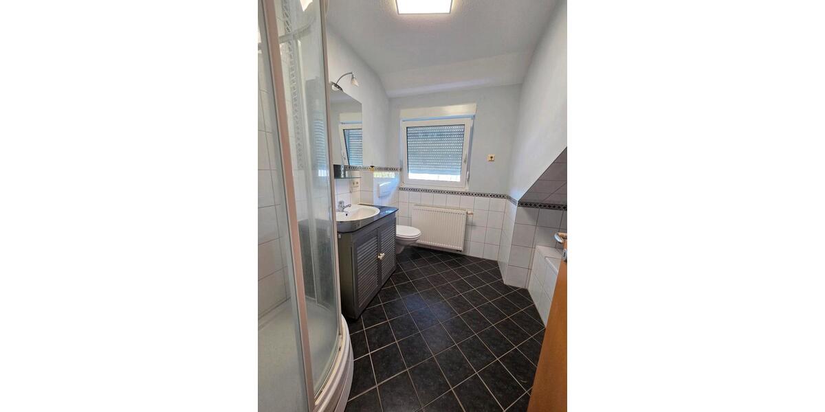 Dachgeschoßwohnung Bischberg - 3 Zimmer, 75 m&sup2;, 795&euro; | Angebot:27616714