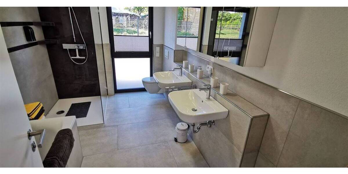 Etagenwohnung Überlingen Überlingen - 3 Zimmer, 102 m&sup2;, 3.000&euro; | Angebot:25689383