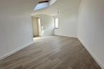 Dachgeschoßwohnung Apolda - 3 Zimmer, 78 m&sup2;, 695&euro; | Angebot:26476622