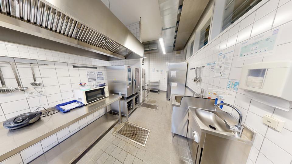 Gewerbeobjekt Bitterfeld-Wolfen Wolfen - 4&euro; | Angebot:25924776