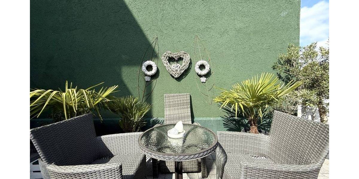 helle sanierte Altbau Wohnung 2 zimmer