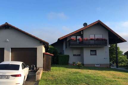Haus Feldatal-Stumpertenrod Stumpertenrod - 4 Zimmer, 177 m&sup2;, 1.290&euro; | Angebot:26981383