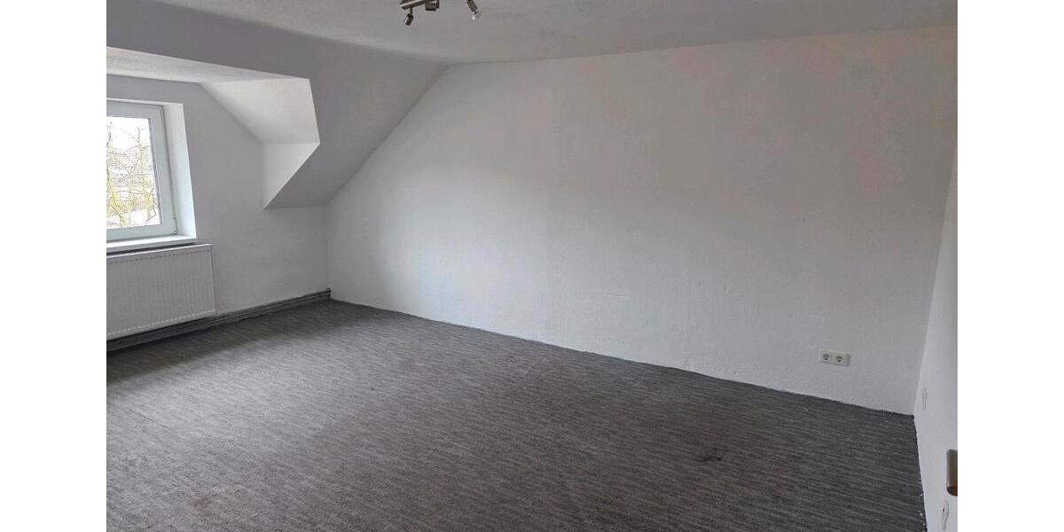 Etagenwohnung Schöningen - 4 Zimmer, 105 m&sup2;, 600&euro; | Angebot:25048476