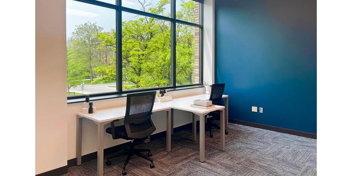 Unbegrenzter Bürozugang zu unseren Öffnungszeiten in HQ Strehlener Straße zimmer