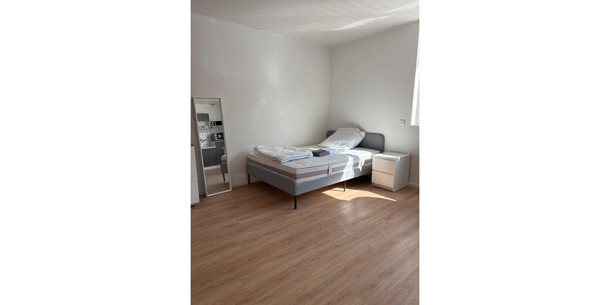 Erdgeschoßwohnung Mönchengladbach Nord - 1 Zimmer, 35 m&sup2;, 470&euro; | Angebot:25103913