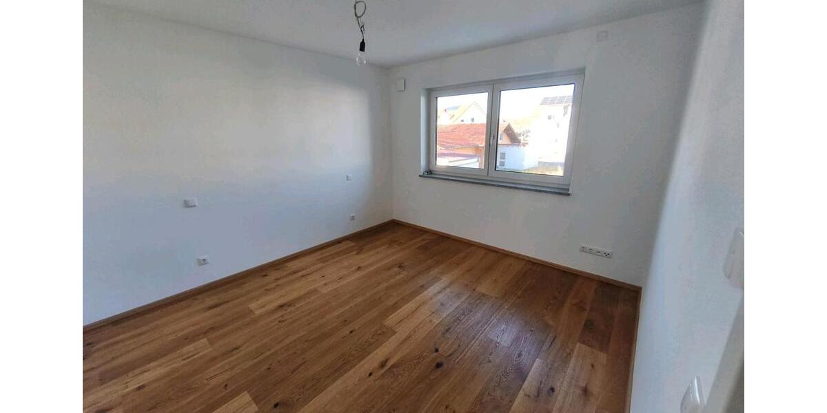 Etagenwohnung Cham - 2 Zimmer, 50 m&sup2;, 680&euro; | Angebot:25293824