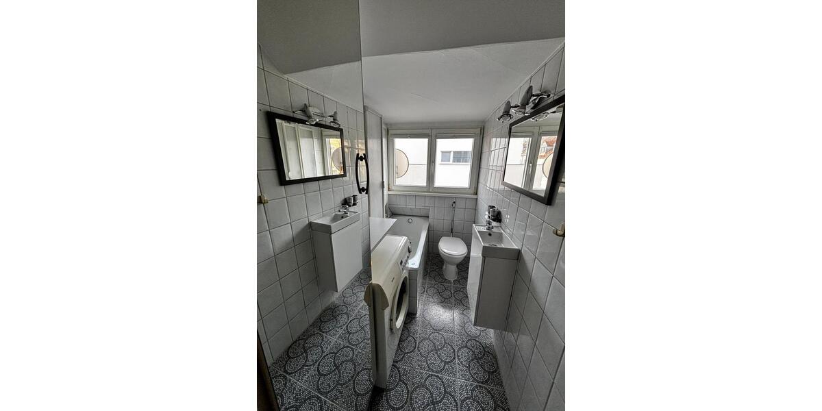 Etagenwohnung Karlsruhe Südstadt - 1 Zimmer, 29 m&sup2;, 600&euro; | Angebot:26238429