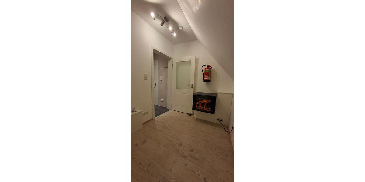 Etagenwohnung Zeven - 2.5 Zimmer, 80 m&sup2;, 1.090&euro; | Angebot:25060510