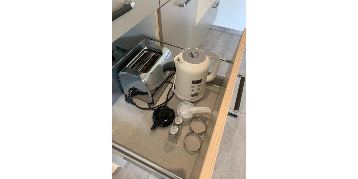 Helle moderne Ferienwohnung m. SAUNA auch PendlerLangzeitmiete 2 zimmer