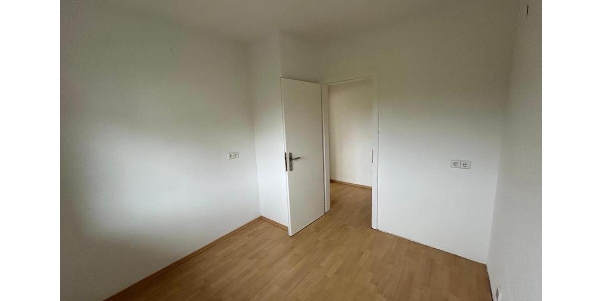 Etagenwohnung Enger - 3 Zimmer, 80 m&sup2;, 650&euro; | Angebot:26478122