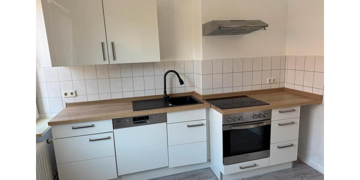 Etagenwohnung Wilhelmshaven - 4 Zimmer, 110 m&sup2;, 720&euro; | Angebot:26705876